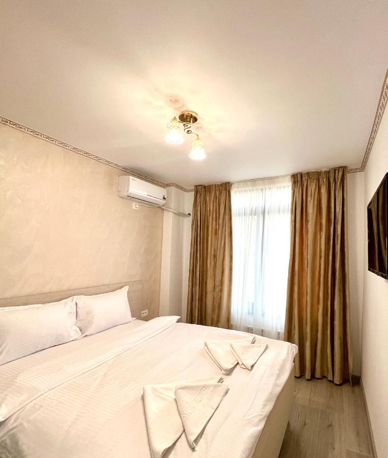 Hotel Marina 2 Bucharest Exterior photo
